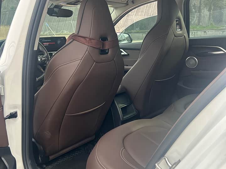 BMW 1 Series 2023 2023款 125i M运动曜夜版