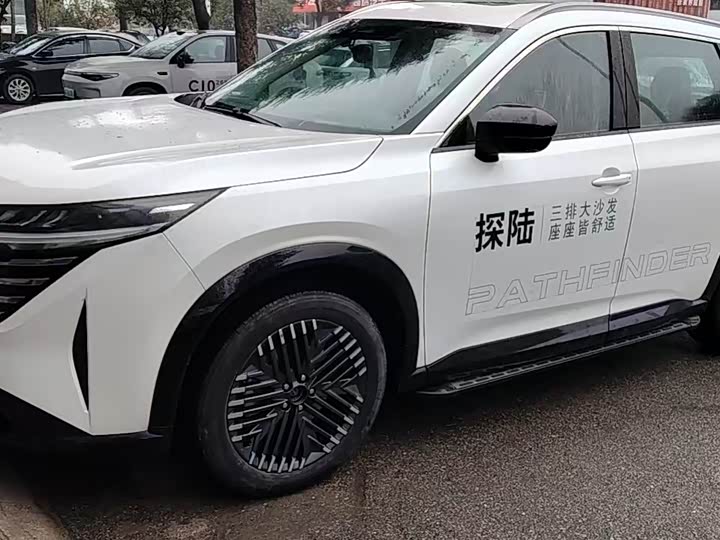 Nissan Pathfinder 2024 2024款 380VC-TURBO 四驱智尊版 6座