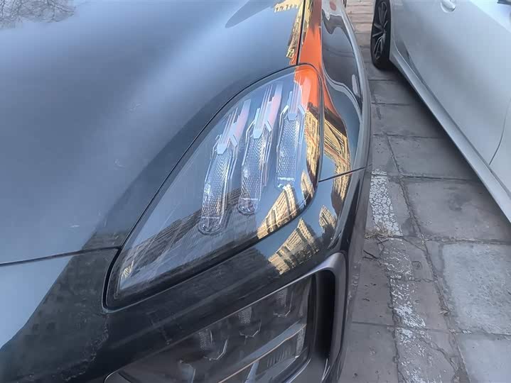 GAC Hyptec HL 2025 2025款 700 Ultra六座四驱激光雷达版