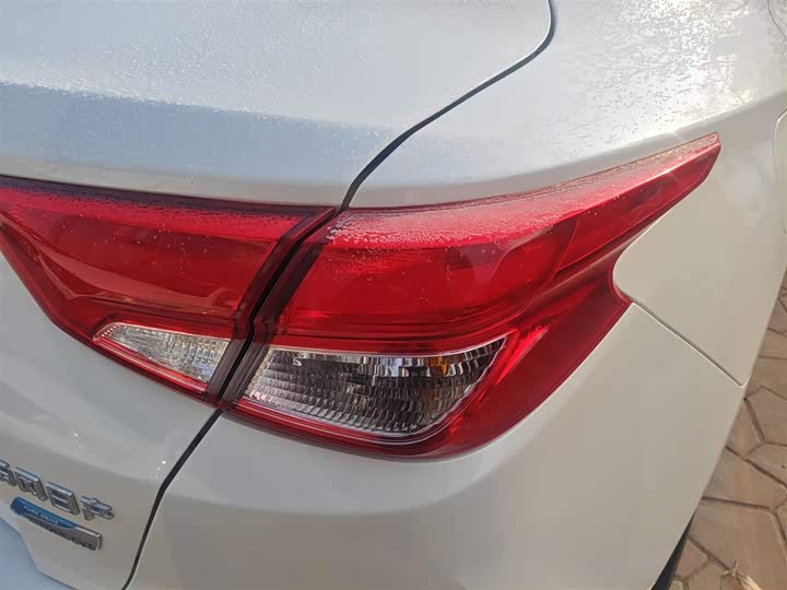 Nissan Lannia 2021 2021款 1.6L CVT炫酷版