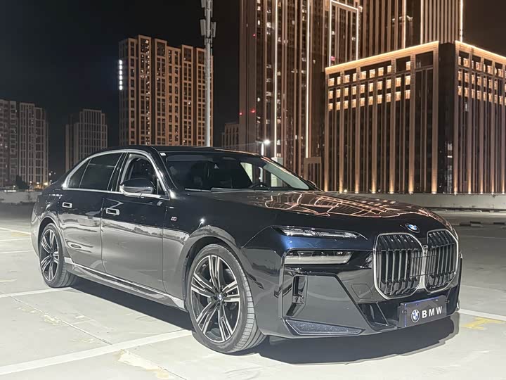 BMW 7 Series 2023 2023款 740Li 领先型 M运动套装