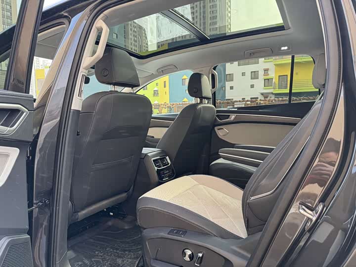 Volkswagen Talagon 2026 2026款 450TSI 四驱旗舰 6座