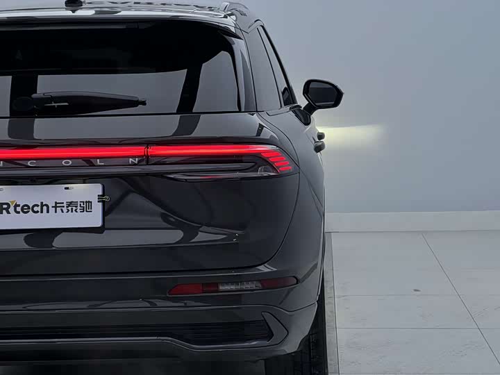 Lincoln Corsair 2025 2025款 1.5T 两驱尊享混动版