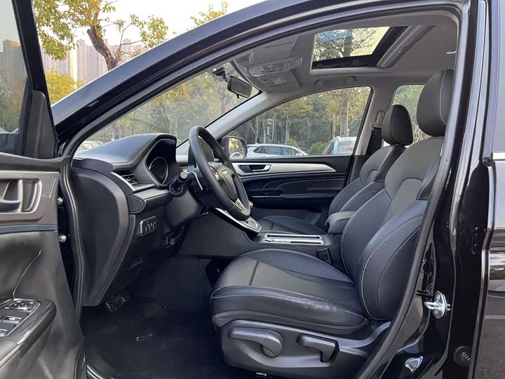 Haval M6 2023 2023款 PLUS 1.5T DCT柳岩联名版