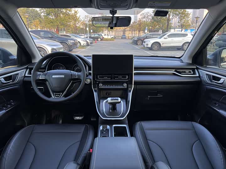 Haval M6 2023 2023款 PLUS 1.5T DCT柳岩联名版