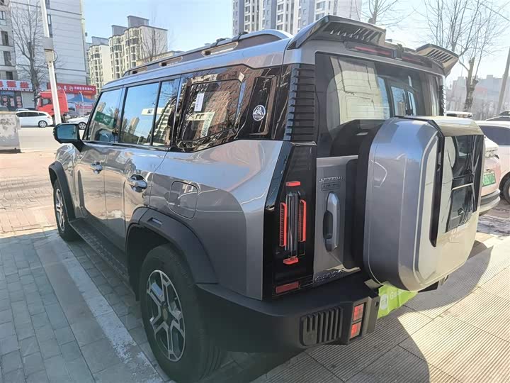 Jetour T2 2025 2025款 1.5TD DCT两驱探索+