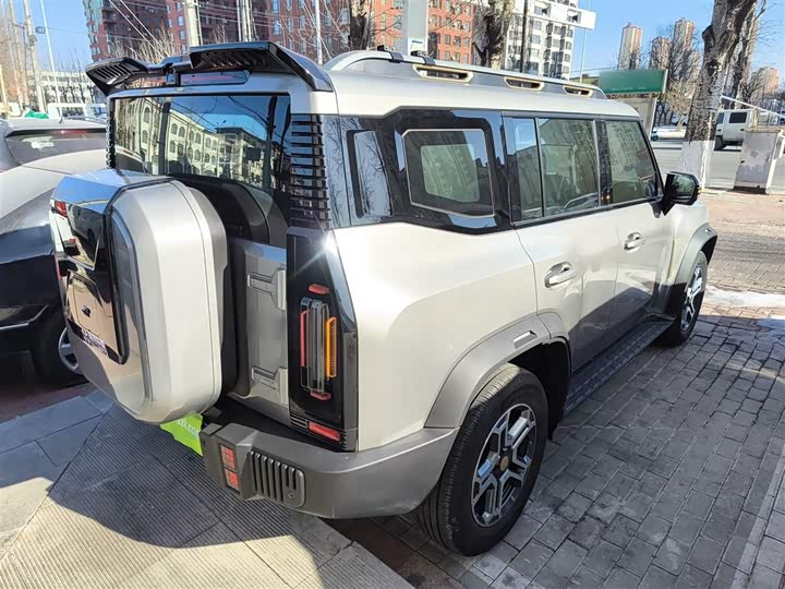 Jetour T2 2025 2025款 1.5TD DCT两驱探索+