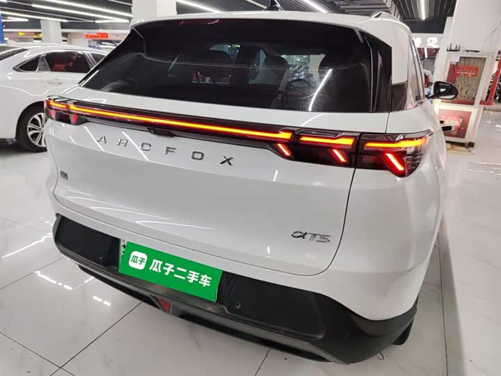 BAIC Arcfox Alpha T5 2025 2025款 520 MAX