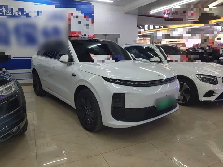 2025 LiXiang L6