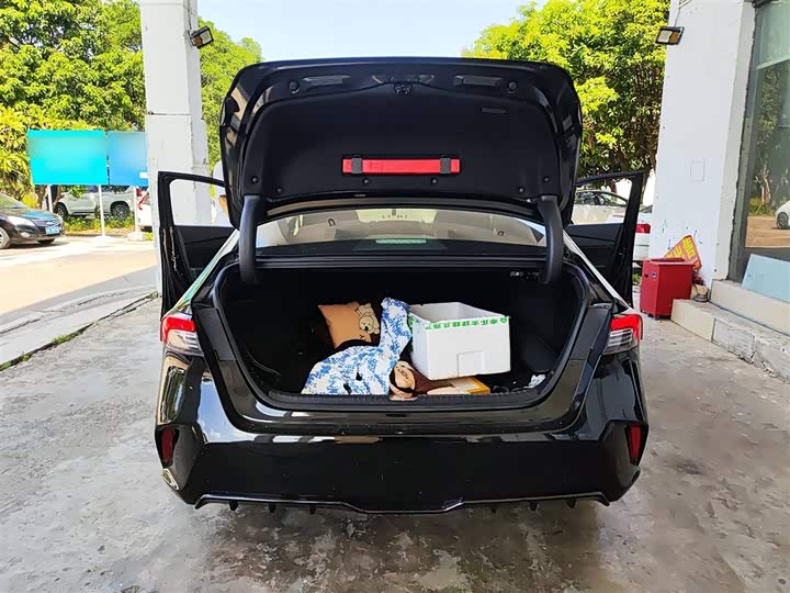 Honda Inspire 2023 2023款 260TURBO 典雅版