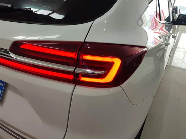 BYD Song 2021 2021款 经典版 1.5T 自动精英型