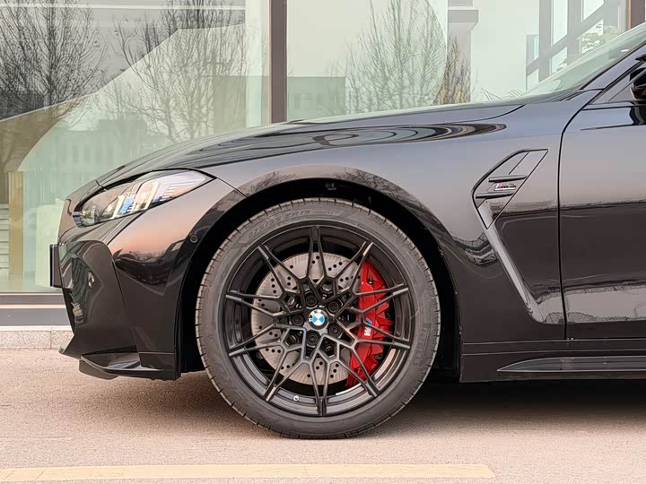 BMW M3 2024 2024款 M3四门轿车 M xDrive 雷霆版