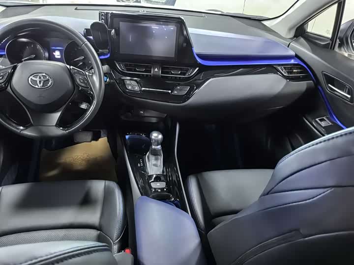 Toyota C-HR 2021 2021款 2.0L 豪华版