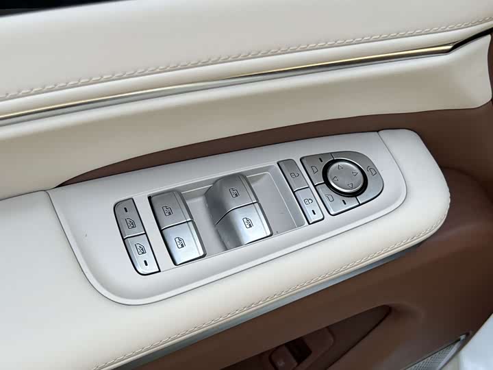 BYD Xia 2025 2025款 DM-i 1.5T 180km 超越型