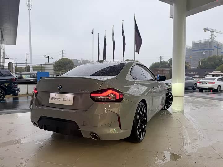 BMW 2 Series 2025 2025款 225i M运动曜夜套装