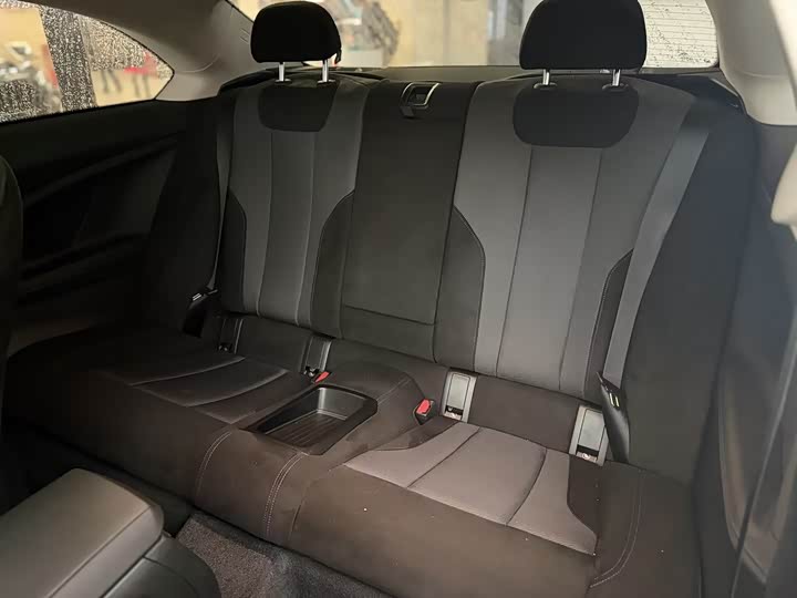 BMW 2 Series 2025 2025款 225i M运动曜夜套装