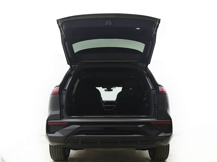 Audi Q6 2024 2024款 45 TFSI quattro 齐云型 飞骑套装 6座