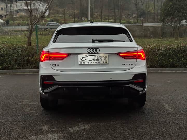 Audi Q3 Sportback 2022 2022款 40 TFSI RS套件燃速型