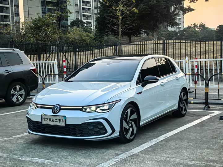 Volkswagen Golf GTI 2023 2023款 380TSI DSG GTI