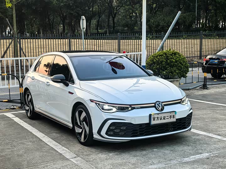 Volkswagen Golf GTI 2023 2023款 380TSI DSG GTI