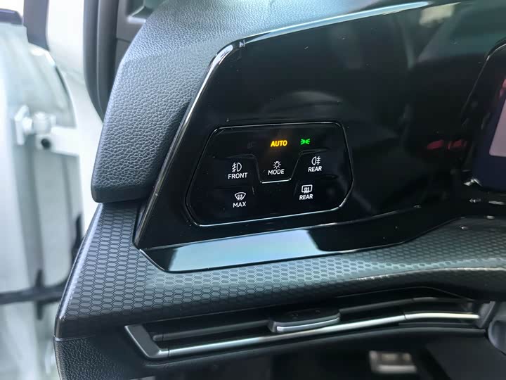 Volkswagen Golf GTI 2023 2023款 380TSI DSG GTI