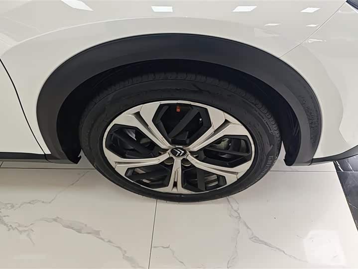 Citroen C5 X 2021 2021款 1.6T 享不凡