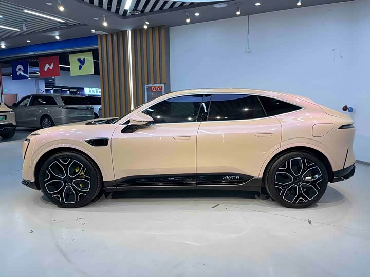 Avatr 11 2024 2024款 630 三激光后驱版