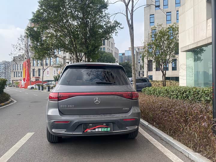 Mercedes-Benz EQB 2023 2023款 改款 EQB 260
