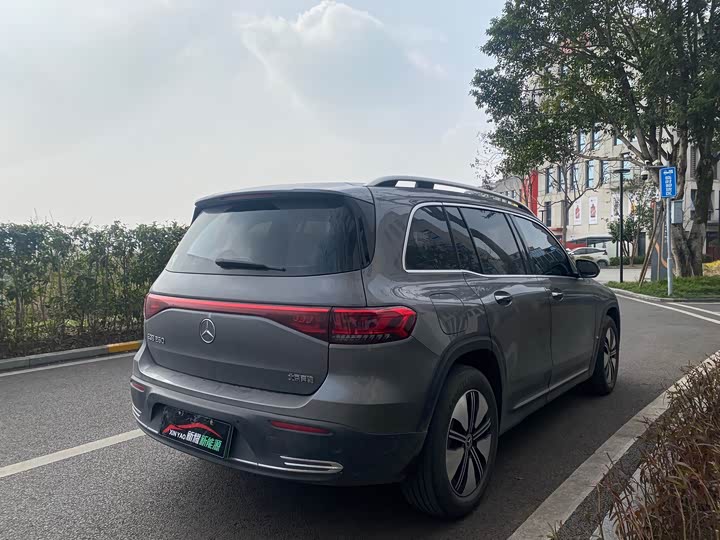 Mercedes-Benz EQB 2023 2023款 改款 EQB 260