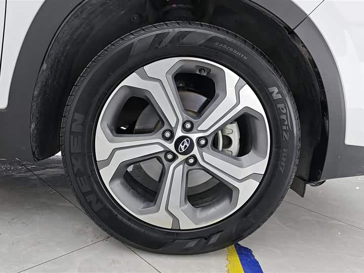 Hyundai Santa Fe 2023 2023款 旅行家 380T GDi 自动两驱GLX精英版