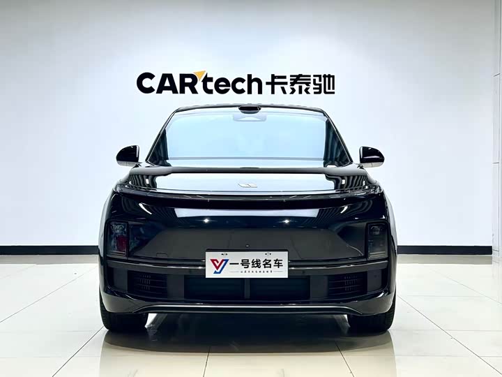 LiXiang L8 2025 2025款 Ultra 智能焕新版