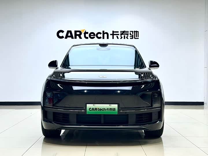 LiXiang L8 2025 2025款 Ultra 智能焕新版