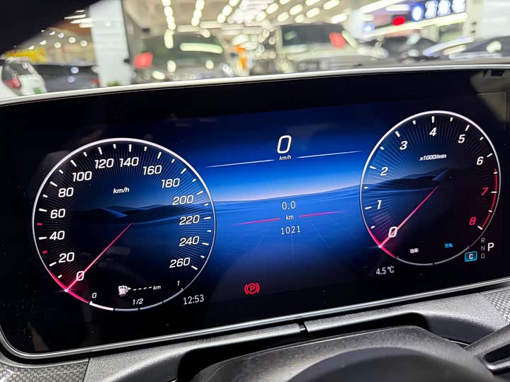 Mercedes-Benz CLE-Class 2026 2026款 CLE 300 4MATIC 豪华型轿跑车