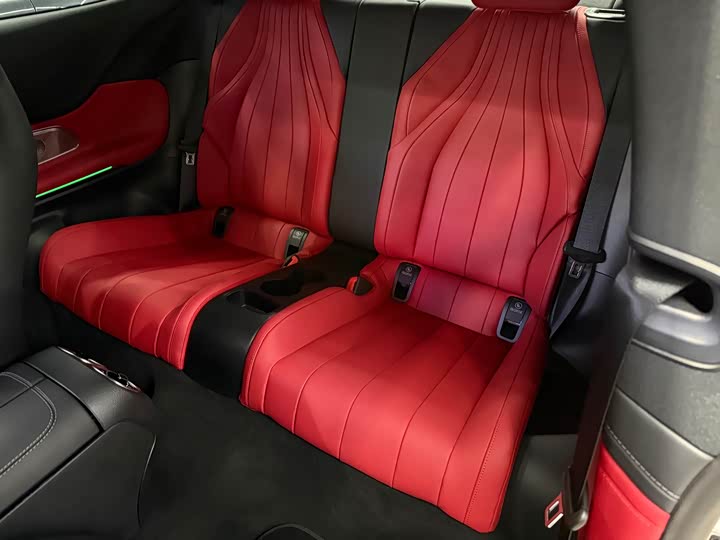 Mercedes-Benz CLE-Class 2026 2026款 CLE 300 4MATIC 豪华型轿跑车