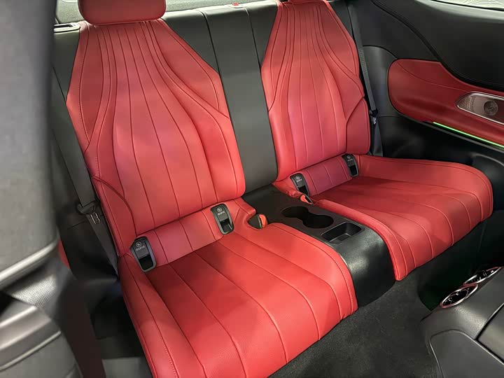 Mercedes-Benz CLE-Class 2026 2026款 CLE 300 4MATIC 豪华型轿跑车