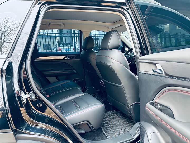 GAC Trumpchi GS4 Plus 2023 2023款 390T 自动星云版