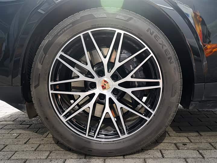 Porsche Cayenne 2025 2025款 Cayenne 3.0T 逐梦版