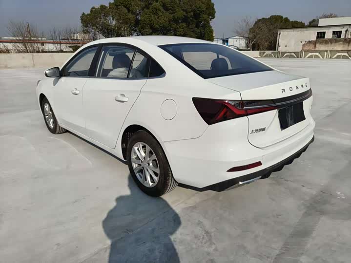 Roewe i5 2024 2024款 1.5L CVT尊荣版