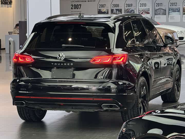 Volkswagen Touareg 2022 2022款 3.0TSI 锐享版 曜黑运动套装