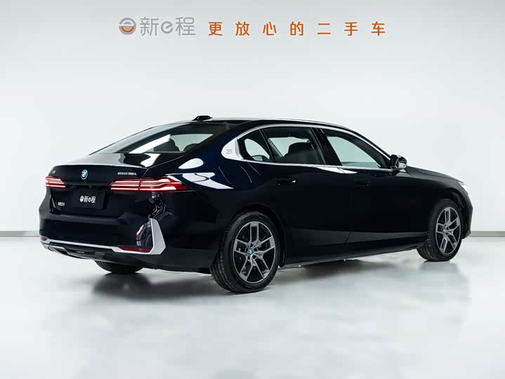 BMW i5 2024 2024款 eDrive 35L 尊享型 豪华套装