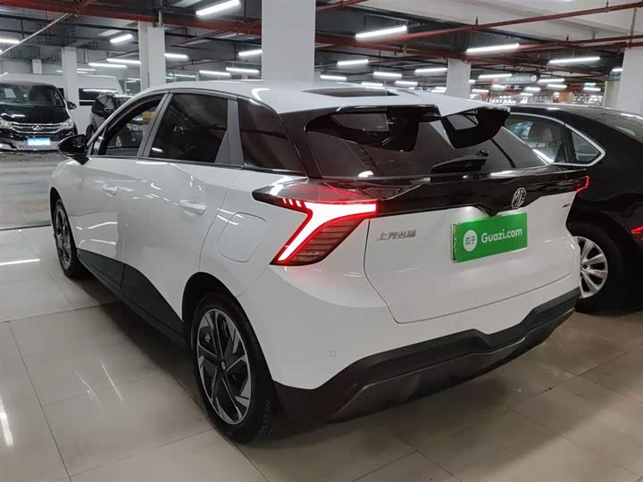 MG Motor 4 EV 2023 2023款 415km 出海冠军版