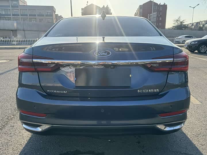 Ford Escort 2021 2021款 1.5L 自动荣耀版