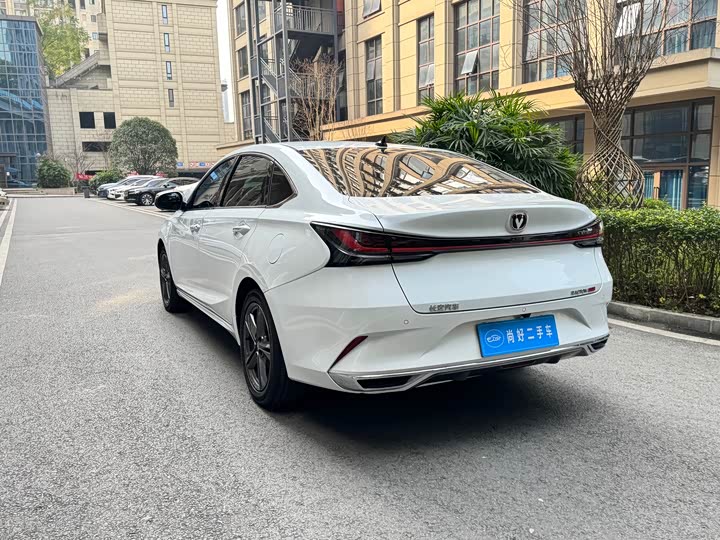 Changan Raeton Plus 2023 2023款 1.5T DCT尊贵型