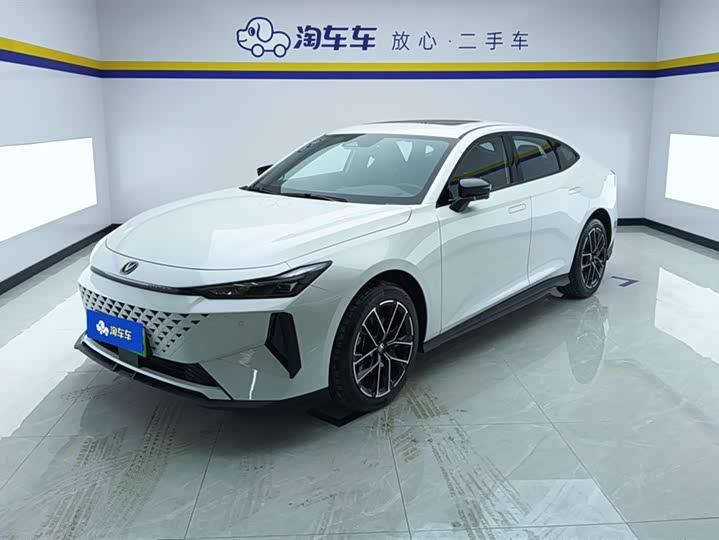 Changan UNI-V Hybrid 2024 2024款 蓝鲸智电iDD 136km 智酷型
