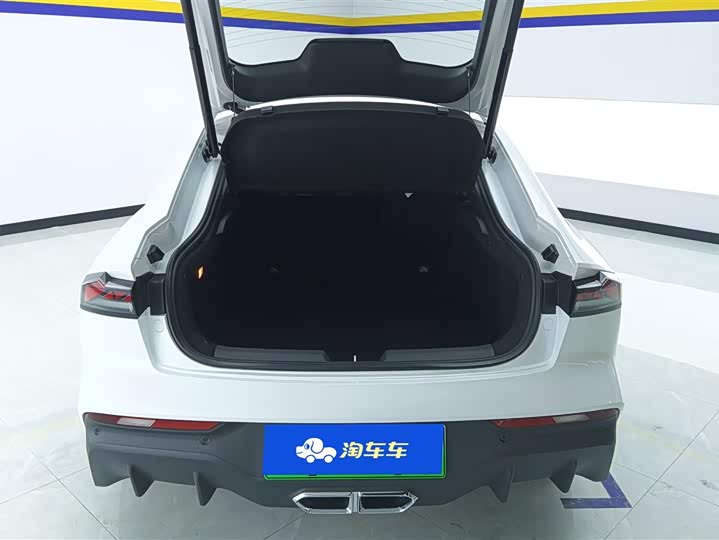 Changan UNI-V Hybrid 2024 2024款 蓝鲸智电iDD 136km 智酷型