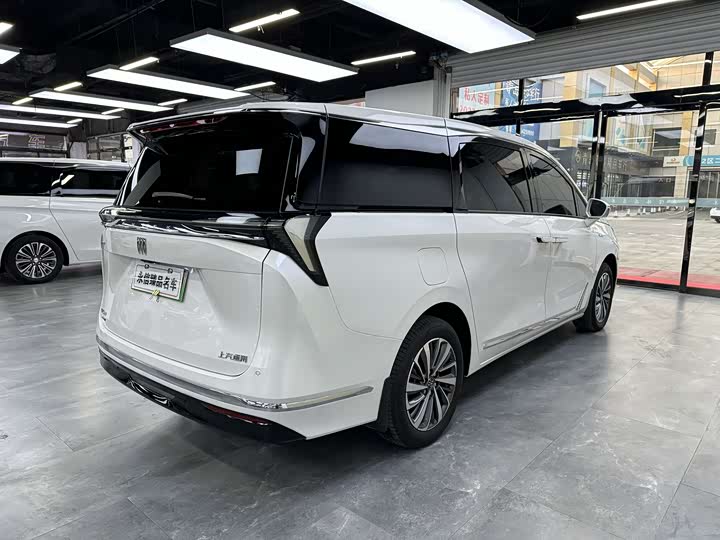 2026 Buick GL8 Hybrid