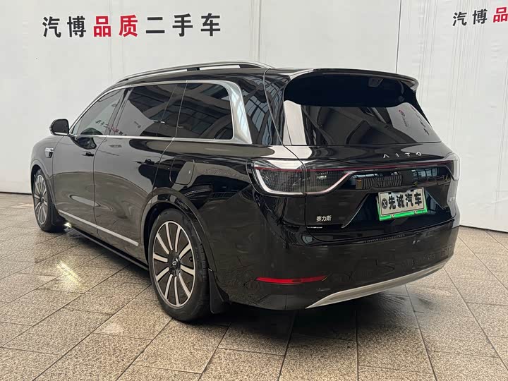 Aito M9 2025 2025款 增程 Max版 52kWh 5座版
