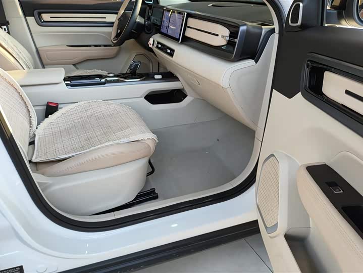 Geely Icon 2023 2023款 1.5TD 巧克力醇巧版