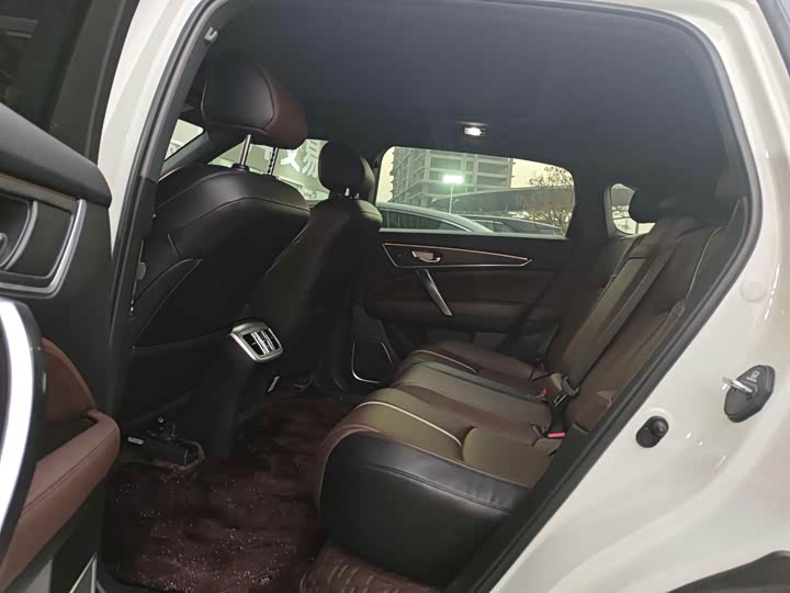 Honda UR-V 2023 2023款 370TURBO 四驱尊享版