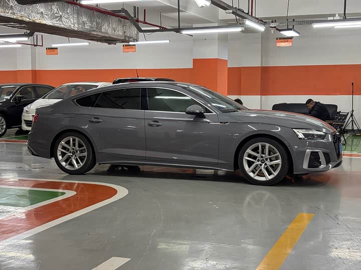 Audi A5 2024 2024款 Sportback 40 TFSI 时尚动感型